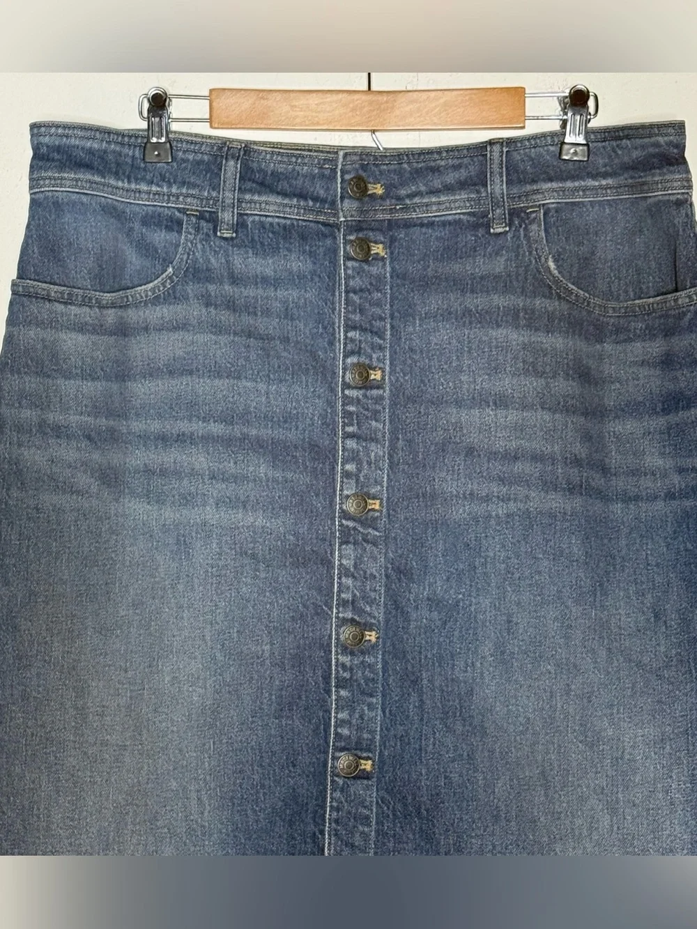 Madewell Denim Button Front Midi Skirt Size 33 Conchoo Wash Casual Classic